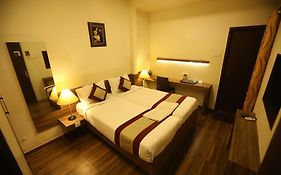 Nestlay Rooms Ambattur
